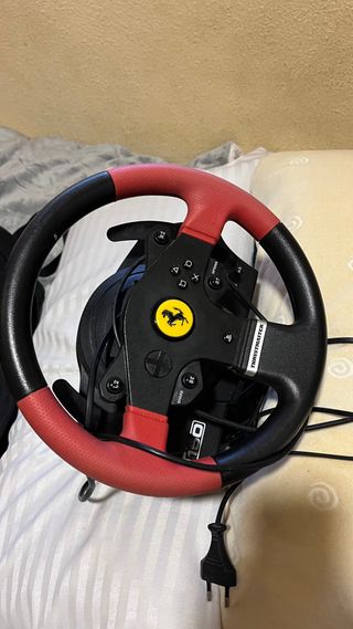 Volante Thrustmaster T150 Ferrari - Force Feedback