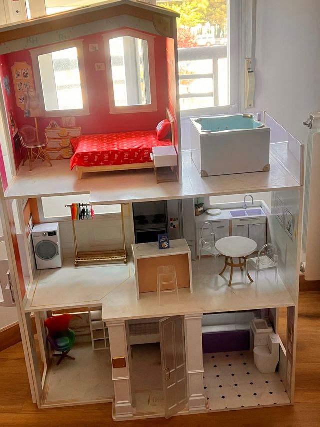 Casa Muñecas Rainbow High