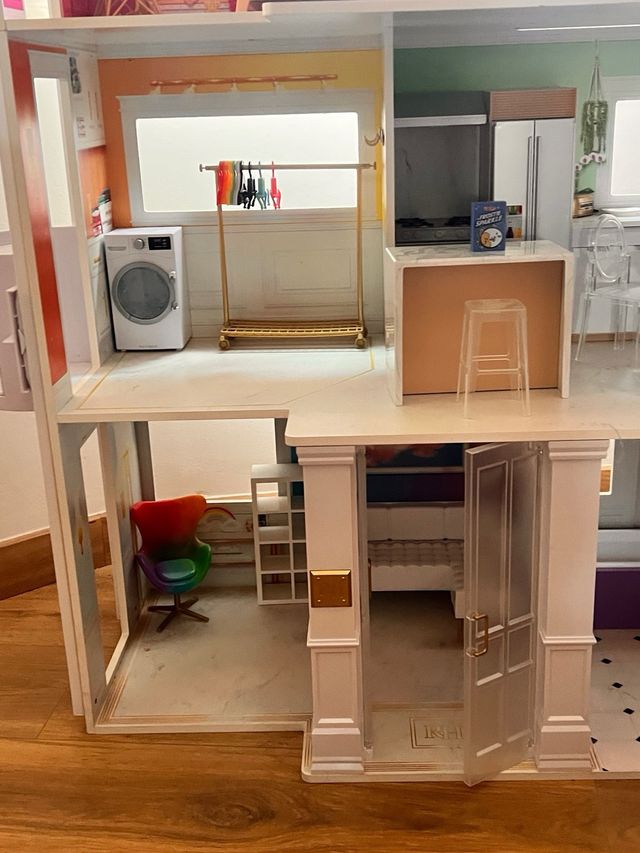 Casa Muñecas Rainbow High