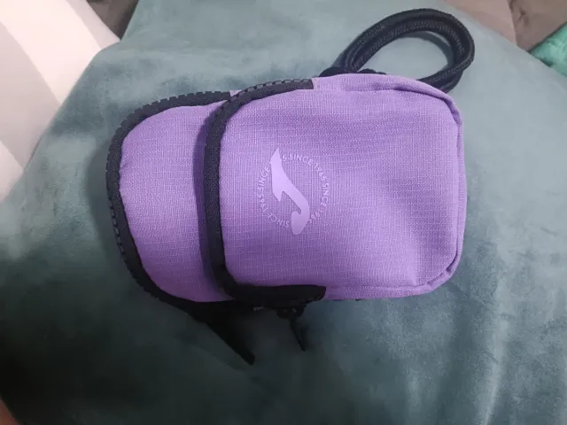 Riñonera Joma Morada y Negra