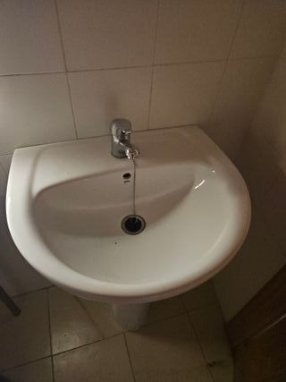 Lavabo Gala completo con grifo y desagüe