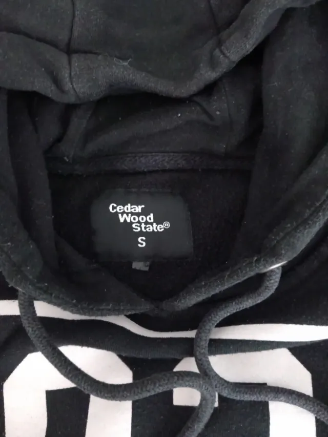 Sudadera Negra con Diseño 92 Sports