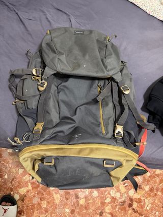 Mochila Forclaz 50L Trekking