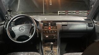 Mercedes-Benz Classe E (214) 1997