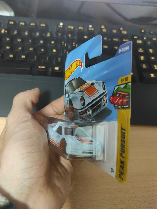 Hot wheels Ford RS200