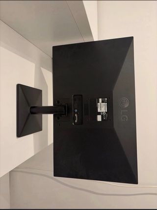 Monitor LG 22 pollici nero