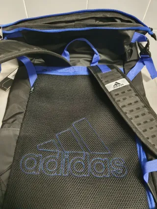 Mochila Adidas Negra y Azul