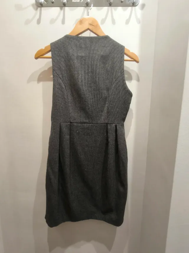 Vestido pichi gris con lazo de Blanco