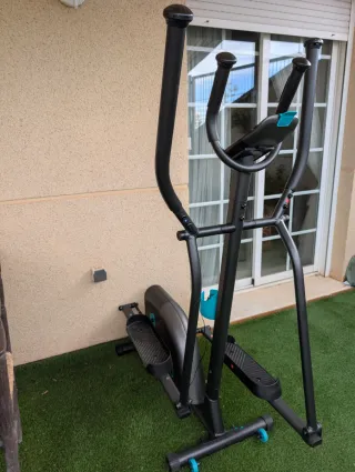 Elíptica negra y turquesa