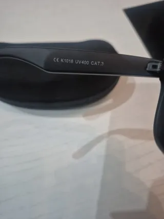 Gafas de sol infantiles negras