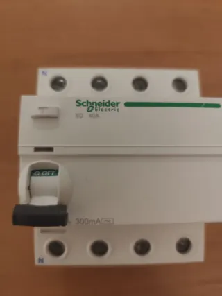 Interruptor Diferencial Schneider 40A 300mA