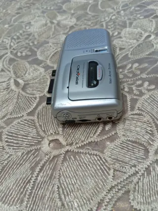 Piccolo registratore microcassette vintage marca I