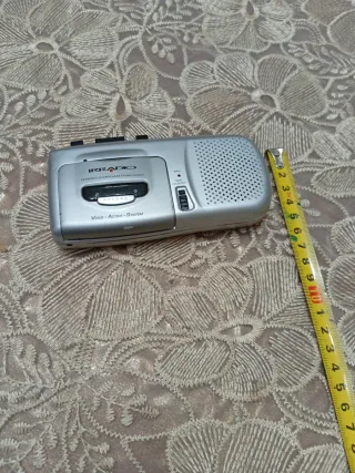 Piccolo registratore microcassette vintage marca I