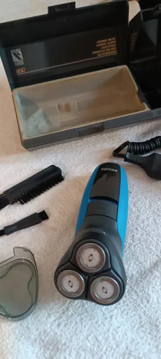 Máquina de afeitar Philips 950