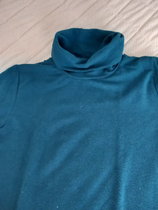 Jersey cuello alto azul