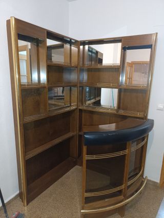 Mueble bar plegable con mini barra