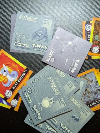 2 pacchetti Pokemon Stickers 1999 sigillati