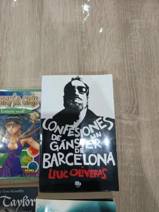 Pack de libros y manga
