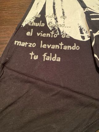 Falda Desigual Talla M Negra y Roja