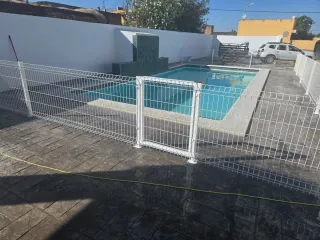 Vallas y cercas metálicas