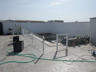 Vallas y cercas metálicas