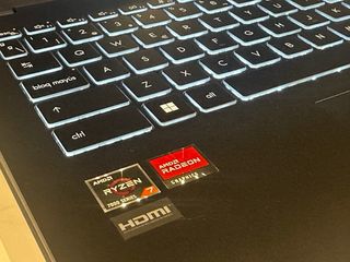 Portatile MSI Modern 15 B7M-247XES 15,6” Ryzen 7