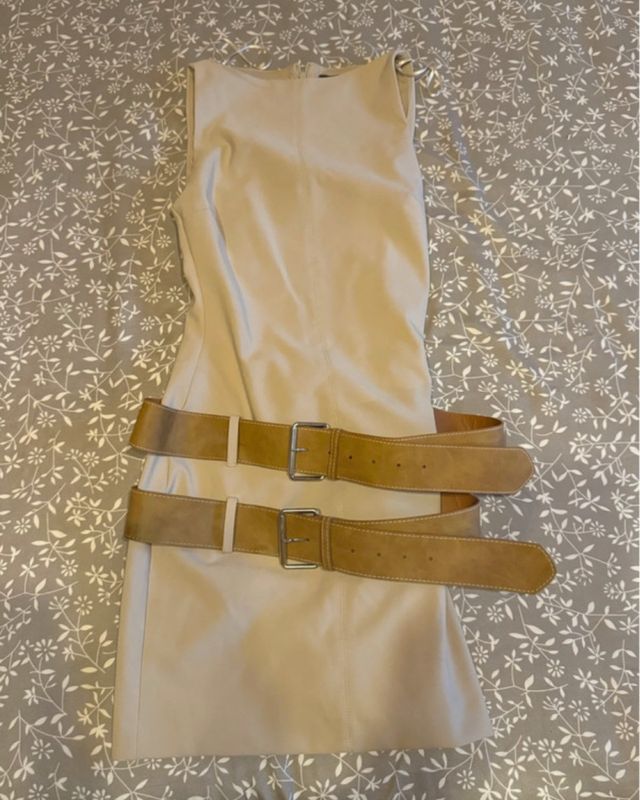Vestido Zara Beige con Cinturones