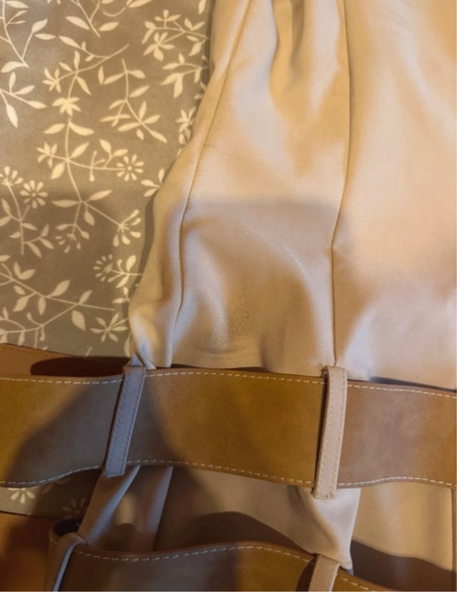 Vestido Zara Beige con Cinturones