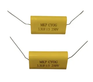 Coppia Condensatori Poliestere 3,3 uF 250V