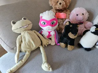 Lote de peluches variados