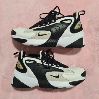Nike Zoom 2000 Scarpe Uomo Donna