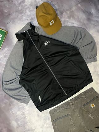 Chaqueta Reebok Negra y Gris