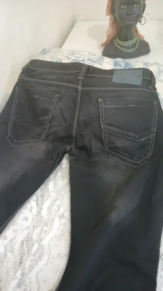 Pantalón vaquero gris oscuro talla 38