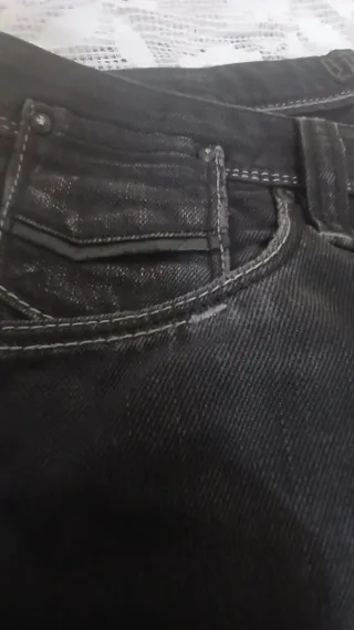 Pantalón vaquero gris oscuro talla 38