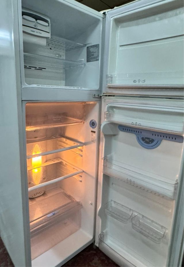 NEVERA 2 PUERTAS LG NO FROST EN BLANCO