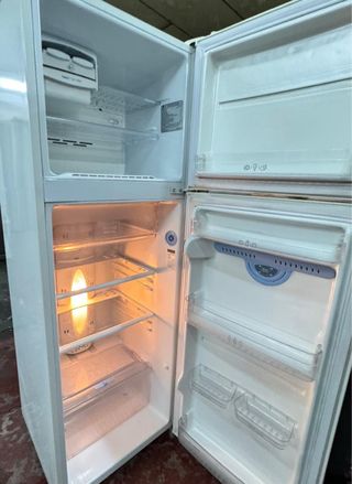 NEVERA 2 PUERTAS LG NO FROST EN BLANCO