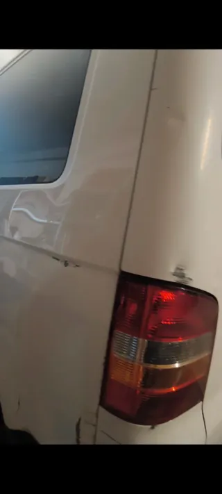 Volkswagen Transporter T5 2004