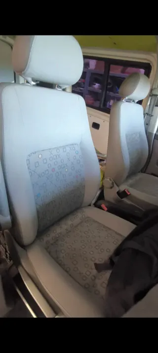 Volkswagen Transporter T5 2004