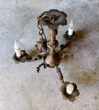 Candeeiro antigo suspenso de teto 3 lumes em latão