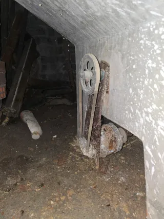 Fregadero antiguo de cemento