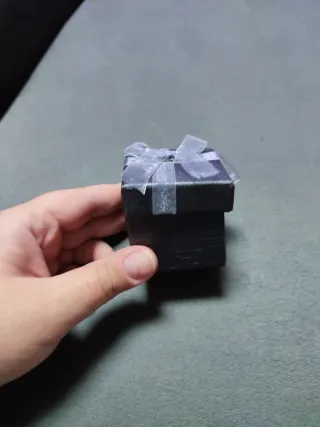 Pendientes de acero con cruz