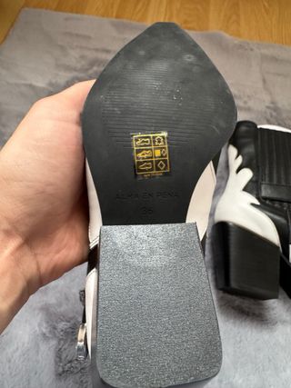 Botines Alma en Pena Negro y Blanco