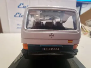 Volkswagen T4 Guardia Civil 1/43