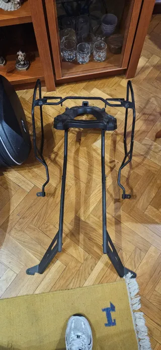 Baúl Givi 52L (2 cascos)