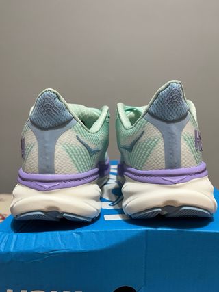 Hoka Clifton 9 Talla 38 nuevas a estrenar