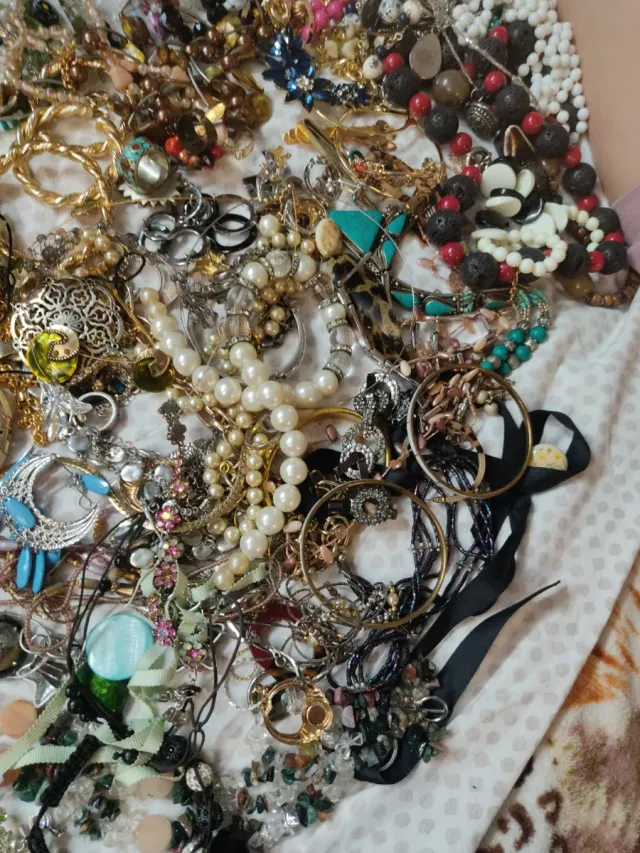 Lote grande bisutería antigua