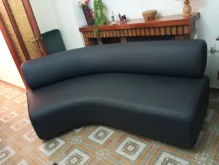 Sofá curvo