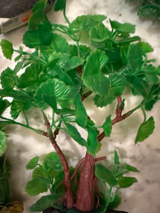 Lote Plantas artificiales para acuario. 16 piezas