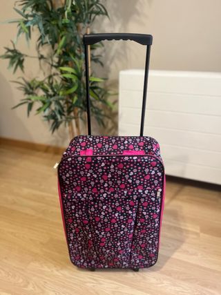 Maleta de viaje pequeña con estampado