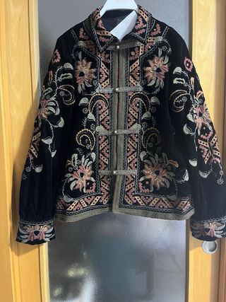 Chaqueta bordada terciopelo Zara colecvion T/M